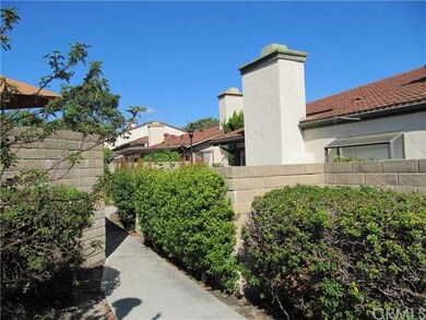 Great Location. Backs to Walkway.