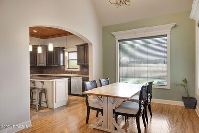 7-web-or-mls-205 Bayou Parc Dr-7