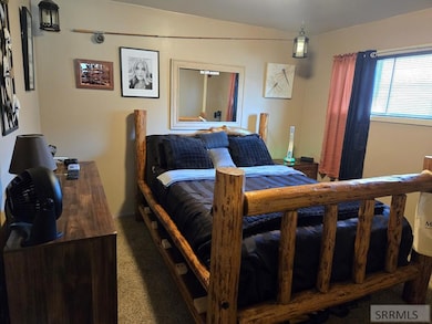 307 E 3rd N, Saint Anthony, ID 83445 - photo 7