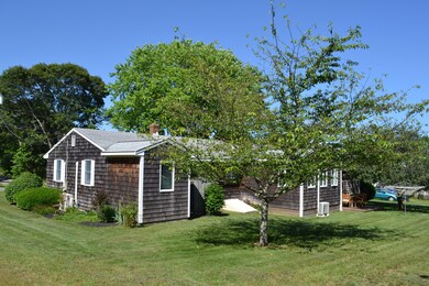 68 Vineyard Ave, Oak Bluffs, MA 02557 - photo 2