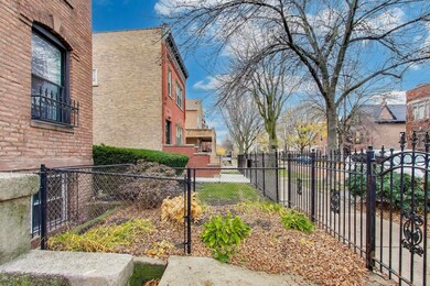 902 S Claremont Ave unit 1, Chicago, IL 60612 - photo 4