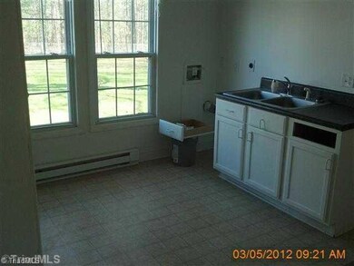 943 Mcdermott St, Asheboro, NC 27205 - photo 3