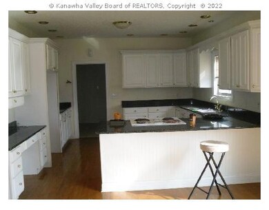 10 Frazier Way, Scott Depot, WV 25560 - photo 3