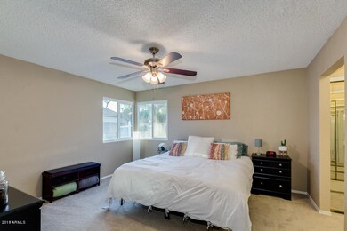 5202 W Jupiter Way N, Chandler, AZ 85226 - photo 4