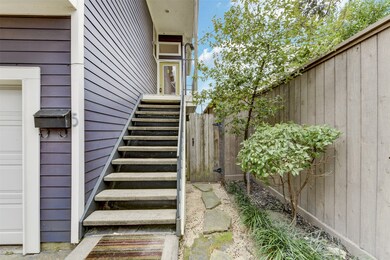 735 Arlington St unit 5, Houston, TX 77007 - photo 7