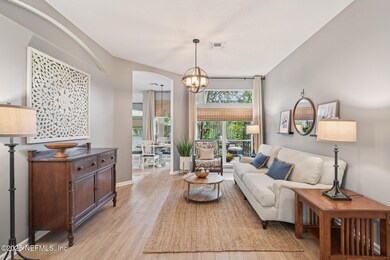 10-web-or-mls-Sentry Oak Ct-0606-008