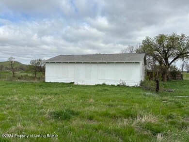 Decker Family Machine Shed 28x48