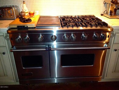 Viking 6-Burner Gas/2 ovens