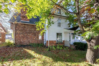 1322 27th Ave, Moline, IL 61265 - photo 2