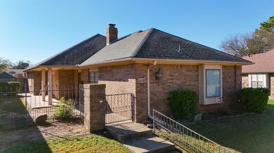 1119 Quail Hollow Rd, Shawnee, OK 74804 - photo 3