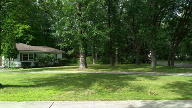 2862frontyard
