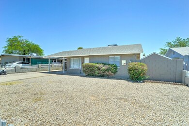 3107 W Lisbon Ln-2