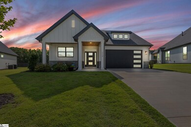 112 Winding Rock Rd, Simpsonville, SC 29680 - photo 6