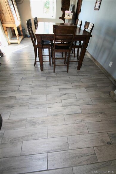 4211 E 6th St, Cheyenne, WY 82001 - photo 5