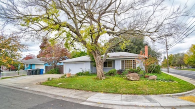 10361 Daniel Way, Rancho Cordova, CA 95670 - photo 4