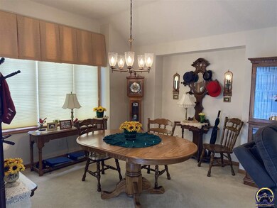 6211 SW 40th Ct, Topeka, KS 66610 - photo 6