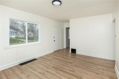 4019 3rd St, Des Moines, IA 50313 - photo 5