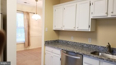 46580 Drysdale Terrace unit 202, Sterling, VA 20165 - photo 3