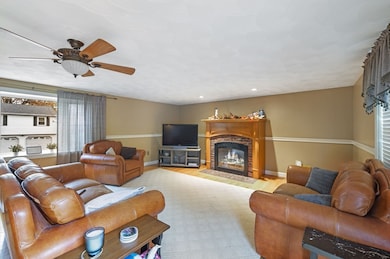 25 Thayer St, Methuen, MA 01844 - photo 4