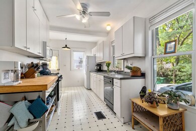 20 Minot Place unit 22, Newtonville, MA 02460 - photo 4