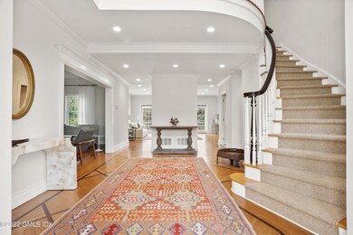 136 Lockwood Rd, Riverside, CT 06878 - photo 2