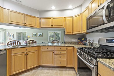 231 Cushing Rd unit 7-4A, Newmarket, NH 03857 - photo 6