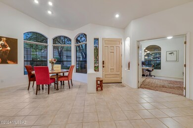 Foyer/Dining Area