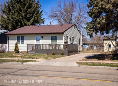 EXTERIOR DRIVEWAY