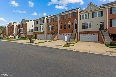 25818 Kirkwood Square, Chantilly, VA 20152 - photo 3