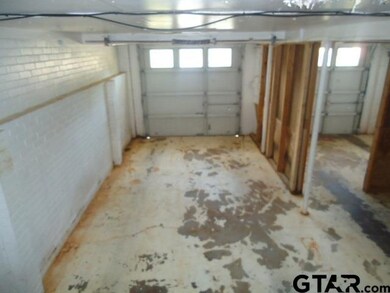 1318 1318 Graham Dr, Tyler, TX 75701 - photo 6