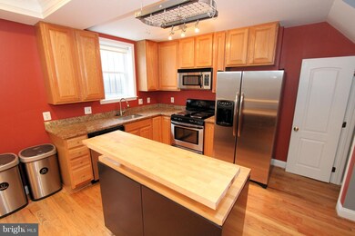 605 Columbia Rd NW, Washington, DC 20001 - photo 4