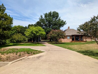 100 San Chez Dr, Gainesville, TX 76240 - photo 4