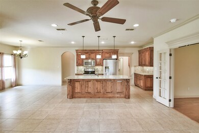 202 Captains Ct, Granbury, TX 76049 - photo 6