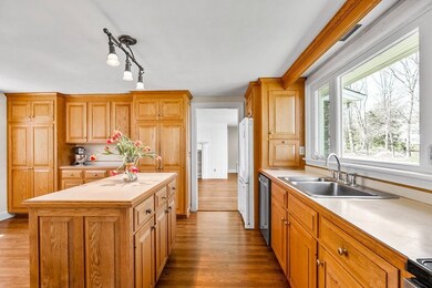 317 Gannett Rd, Scituate, MA 02066 - photo 4