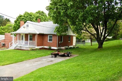 11801 Clearview Rd, Hagerstown, MD 21742 - photo 2