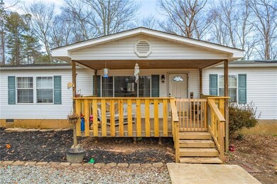 8993 Pisgah Covered Bridge Rd, Asheboro, NC 27205 - photo 4