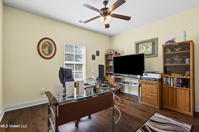 4103 W Dearden Dr, Olive Branch, MS 38654 - photo 6