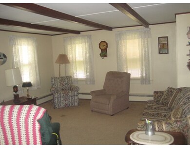 217 Washington St unit 1, Holliston, MA 01746 - photo 4