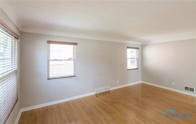 3902 Garrison Rd, Toledo, OH 43613 - photo 5