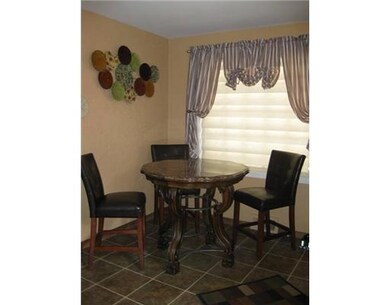 Kitchen. DINING