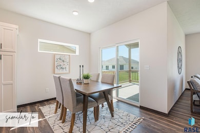 7825 E 44th St, Sioux Falls, SD 57110 - photo 3