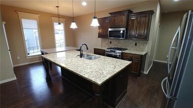 HUGE island and eat-in kitchen