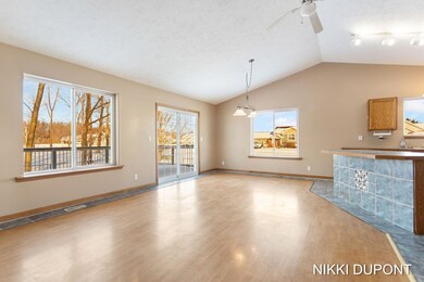13-web-or-mls-3393-cornerstone-ln