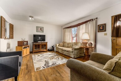 008_S - 1719 Quigley Rd - 017