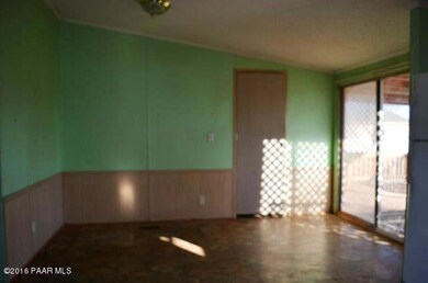 221 E Pittsburgh Rd, Paulden, AZ 86334 - photo 6