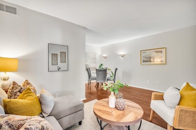 4525 Gilbert Ave unit 104, Dallas, TX 75219 - photo 2