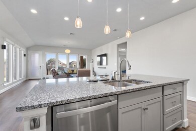 547 Jefferson Dr, Kyle, TX 78640 - photo 5