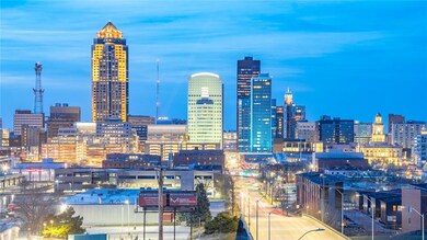 550 Indianola Rd unit 10, Des Moines, IA 50315 - photo 2