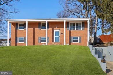 122 Kingbrook Rd, Linthicum Heights, MD 21090 - photo 2