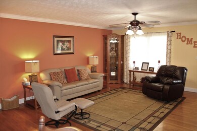 320 Pecan Cir, Corryton, TN 37721 - photo 2